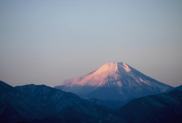 高尾山と富士山